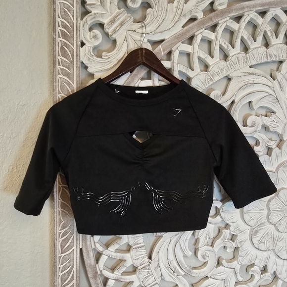 Gymshark Tops - Gymshark Womens Black EXO Ultra Short Sleeve Crop Top Size Small